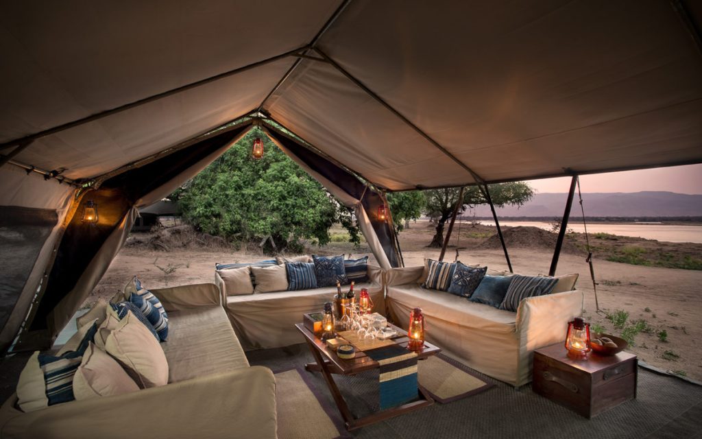 Safari-experience-in-Kenya-or-Tanzania