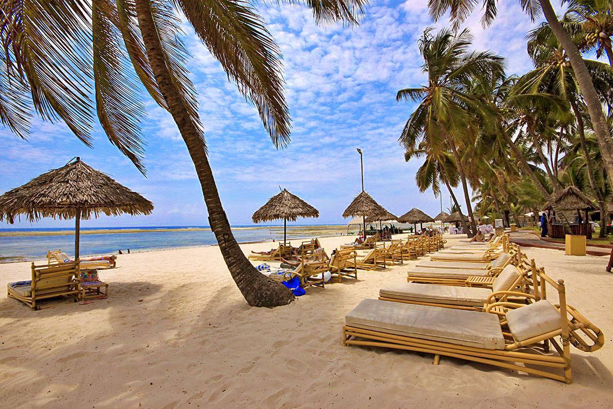 11 Days East Africa Safari & Zanzibar Beach